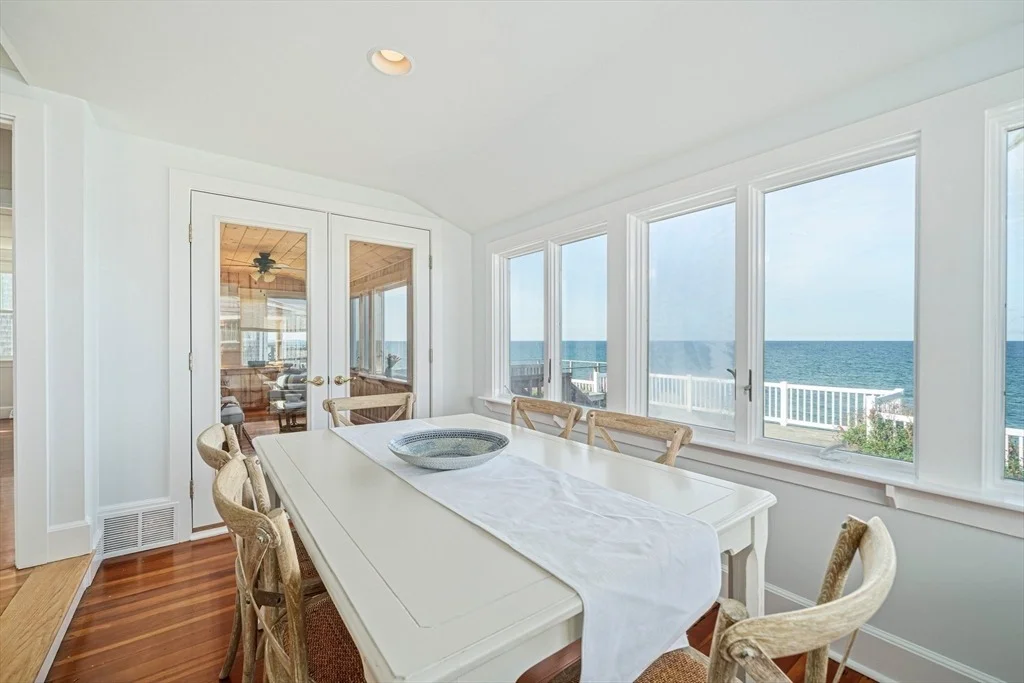 Photo of 556 Ocean Street