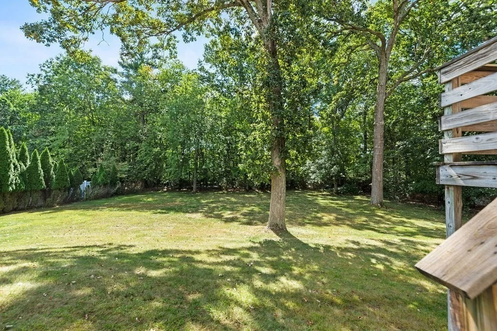 Photo of 15 River Edge Rd
