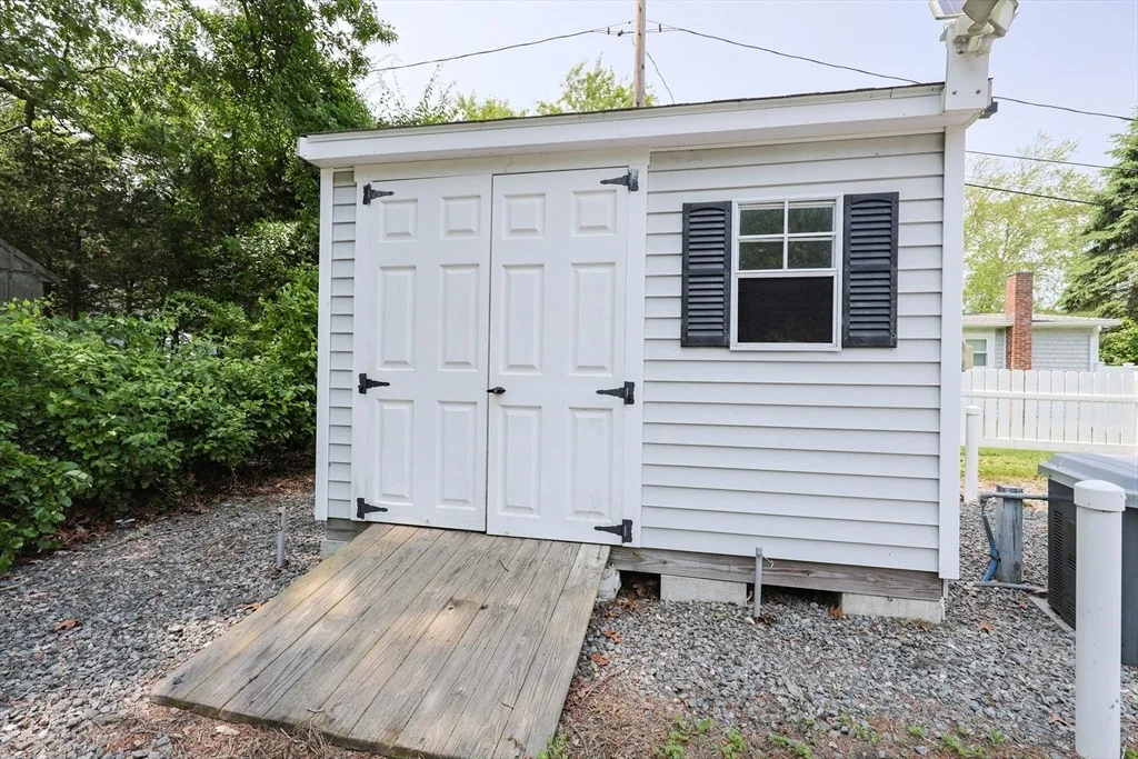 Photo of 5 Spinnaker Ln
