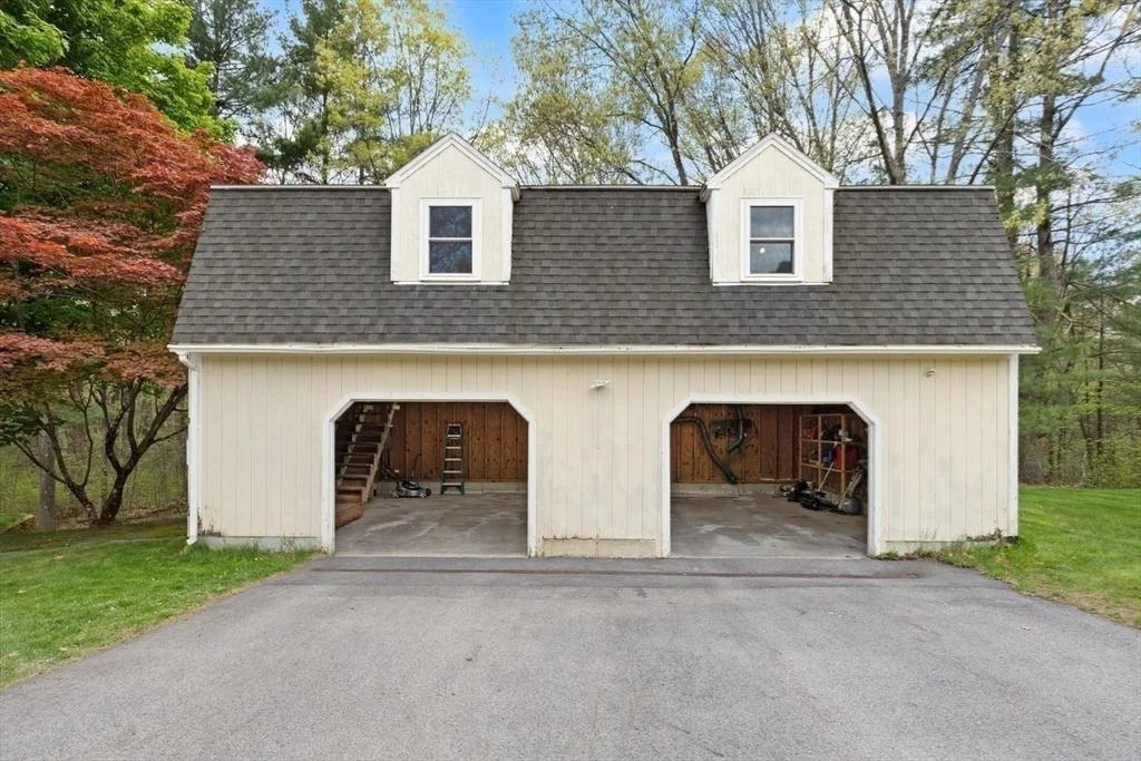 Photo of 8 Matthew Lane