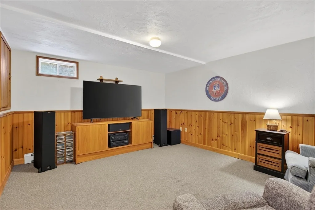 Photo of 231 Yankee Dr.