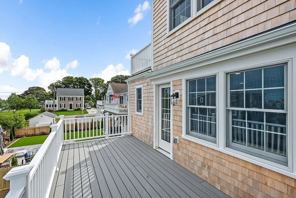 Photo of 61 Tupper Ave