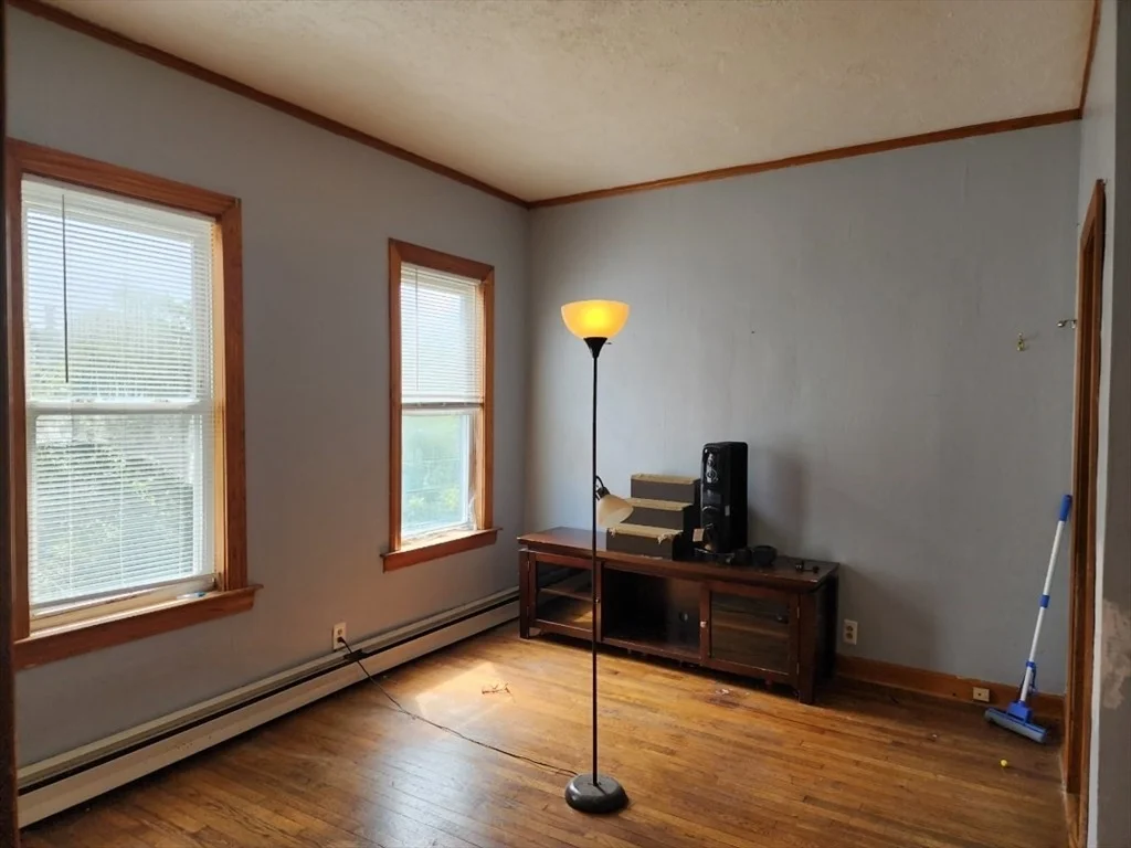 Photo of 34 Danforth St