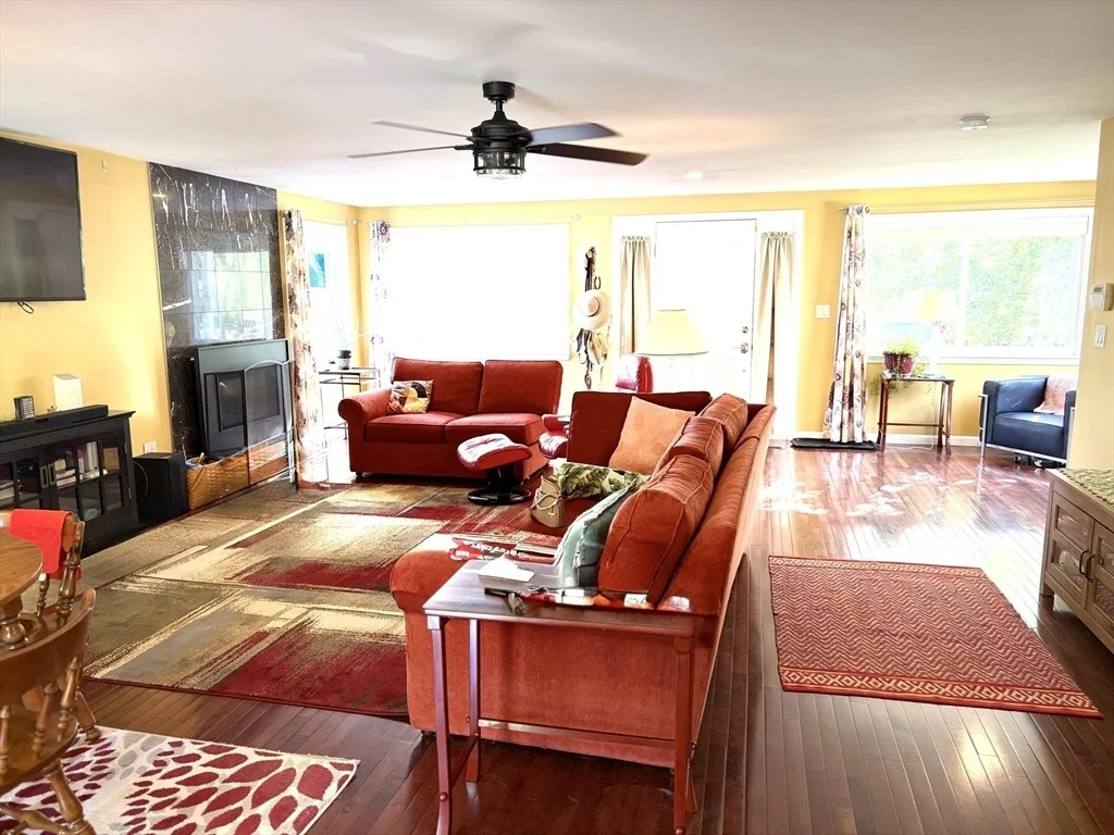 Photo of 3 Roseanne Drive