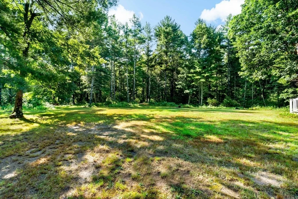 Photo of 25 Thomas Blanchard Dr