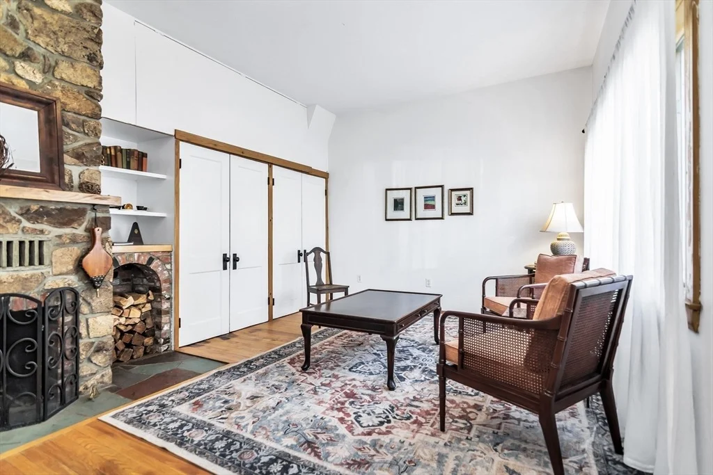 Photo of 40 Webster Ave