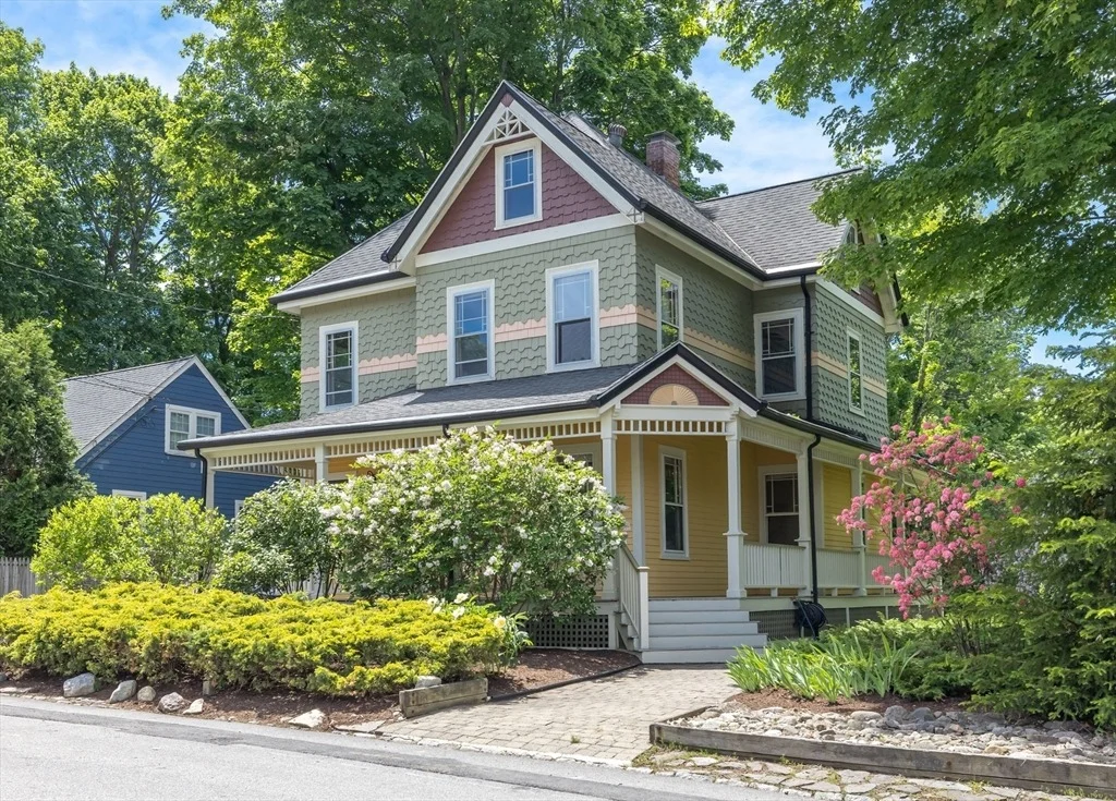 Photo of 9 Spring Hill Road