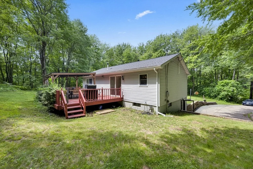Photo of 850 North Rd