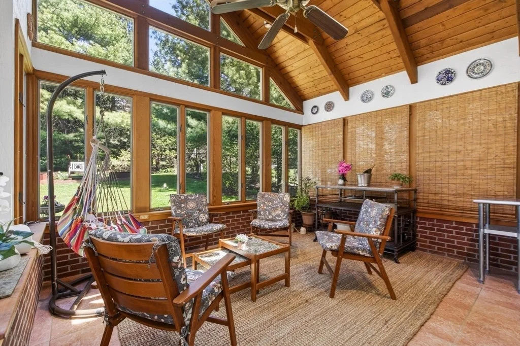 Photo of 152 Beverly Rd
