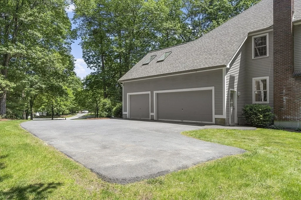 Photo of 5 Mckinley Dr