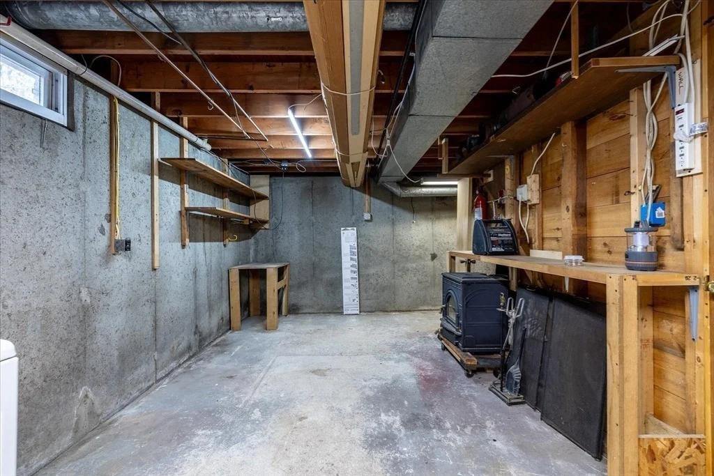 Photo of 32 Bayberry