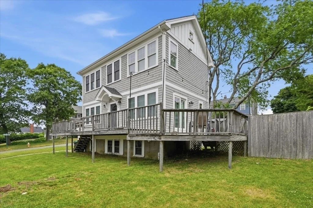 Photo of 170 Meadowview Street