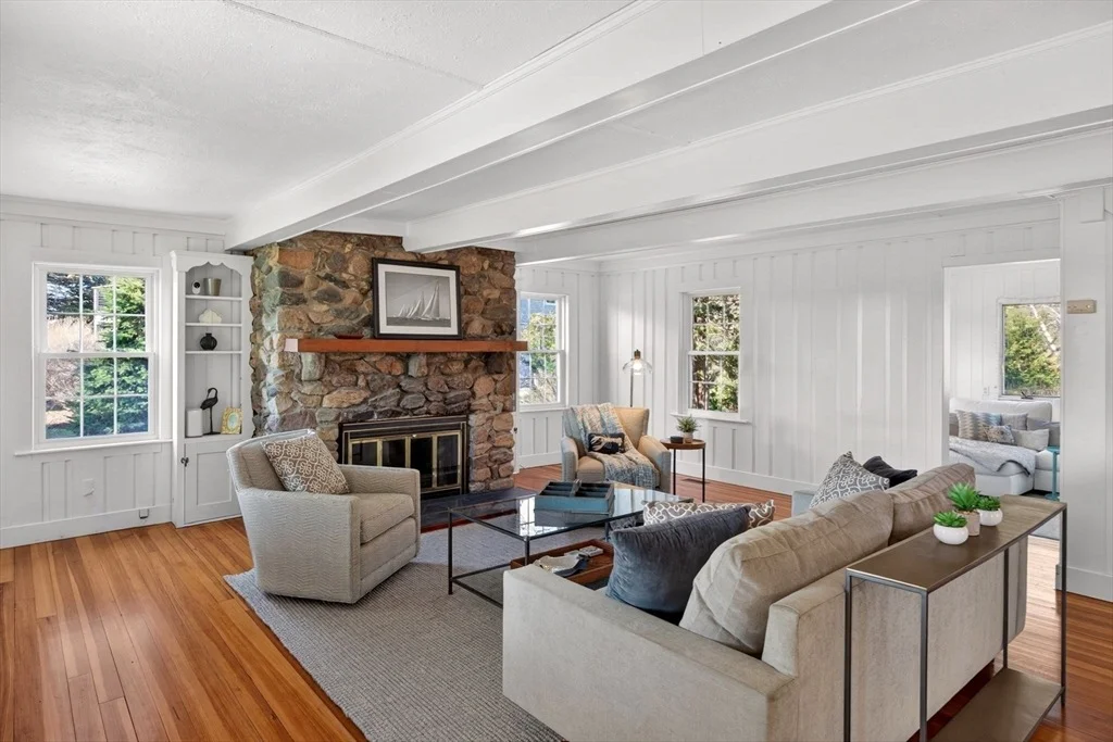 Photo of 250 Mary Chase Rd