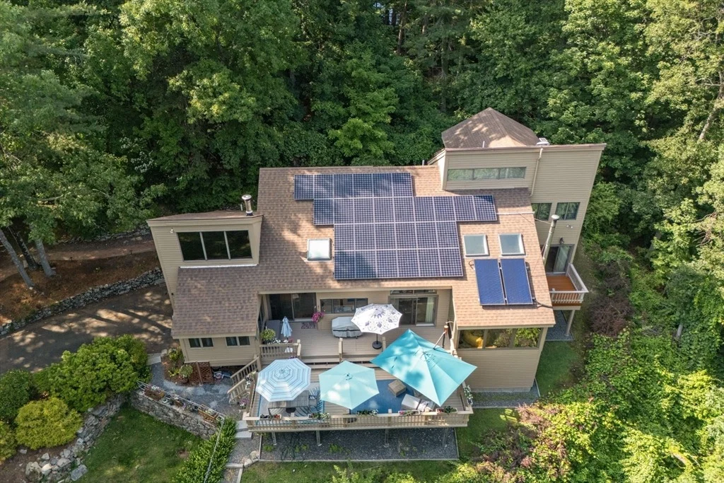 Photo of 7 Hilltop Ln
