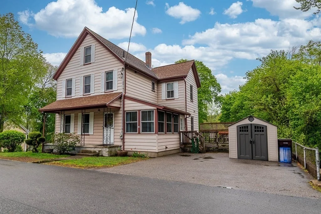 Photo of 85 Emmett Avenue