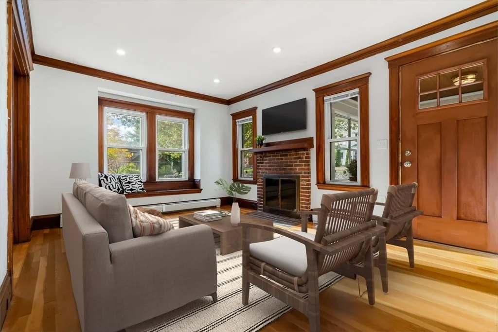 Photo of 24 Vaille Ave