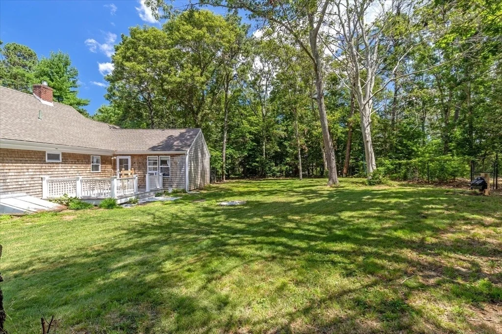 Photo of 15 Melissa Ave