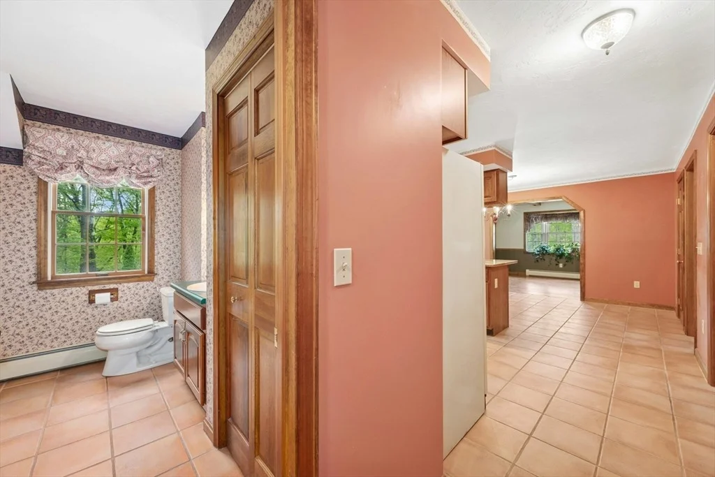 Photo of 19 Steppingstone Dr
