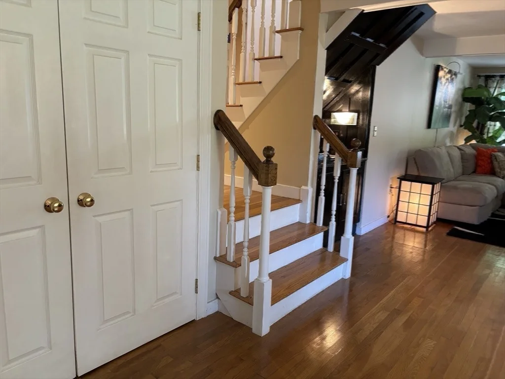 Photo of 7 Tanglewood Rd