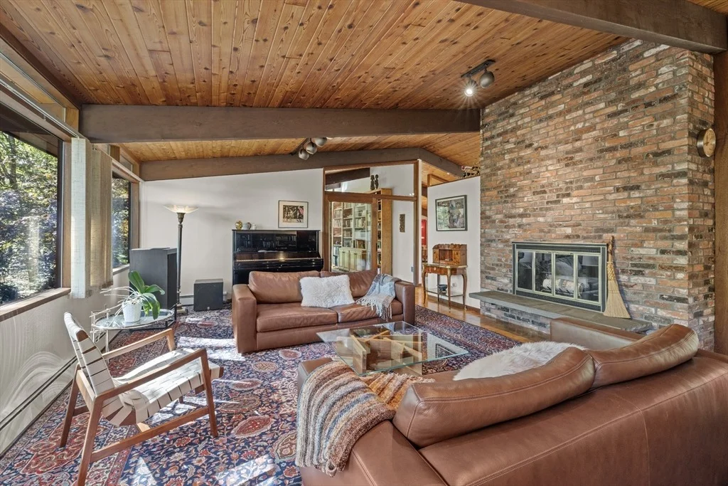Photo of 7 Carmel Circle