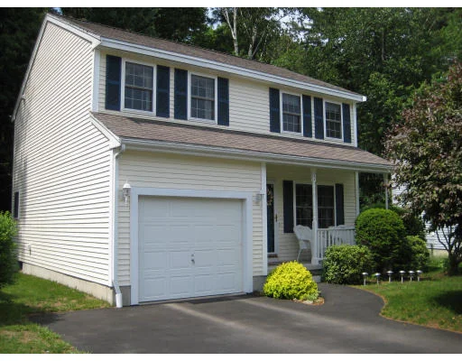 Photo of 22 Danielle Dr