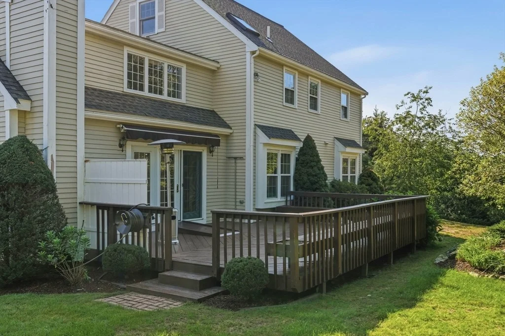 Photo of 32 Hammersmith, Dr.