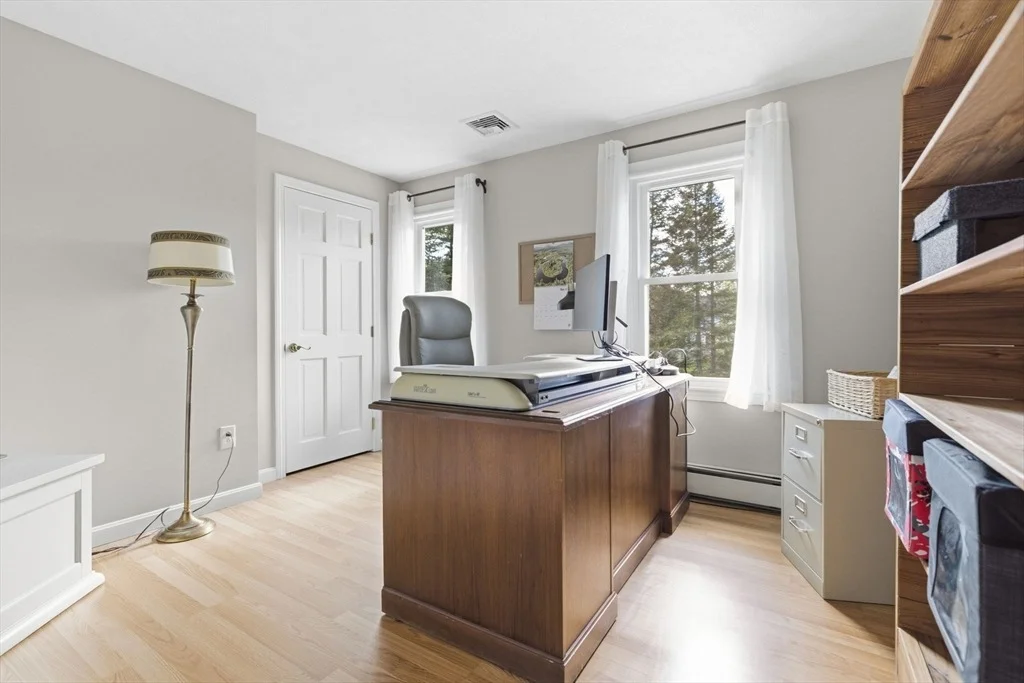 Photo of 25 Towpath Dr