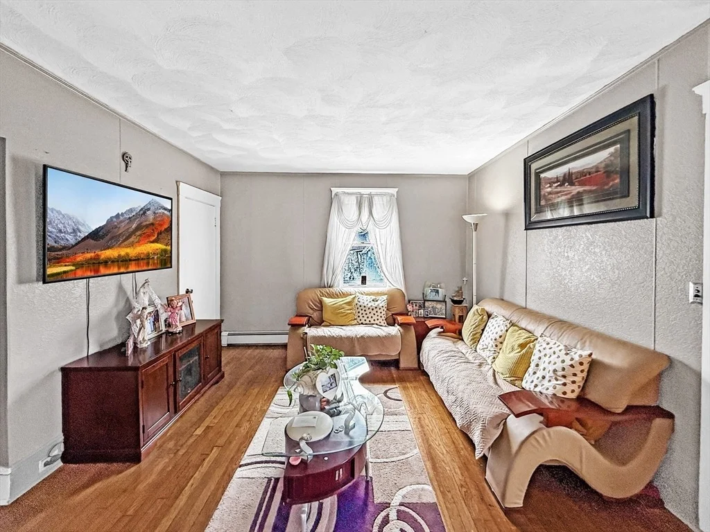Photo of 14 Oak Ter