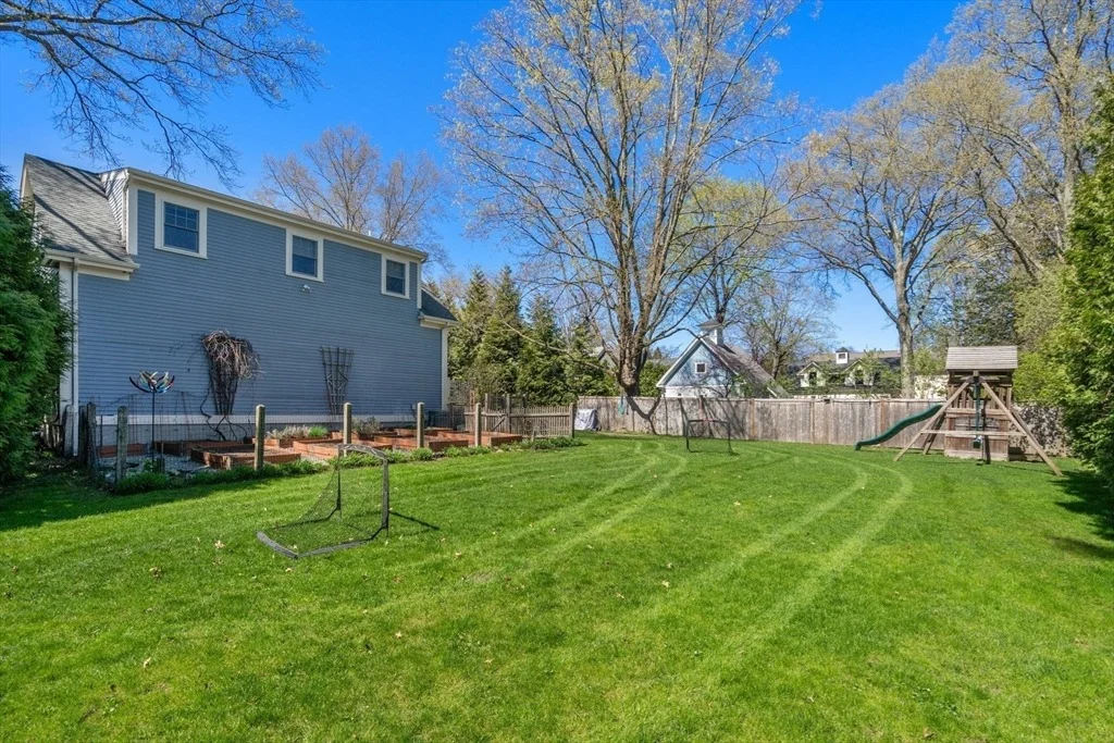 Photo of 33 Everett Street