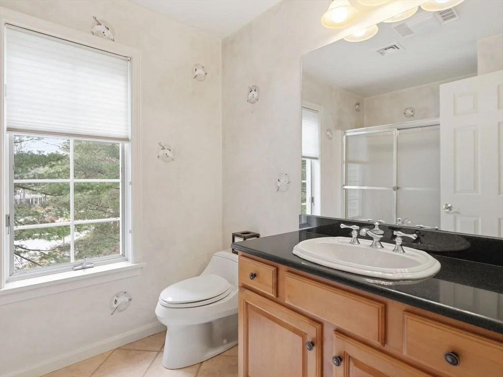Photo of Unit 3901 at 3901 Knightsbridge Close