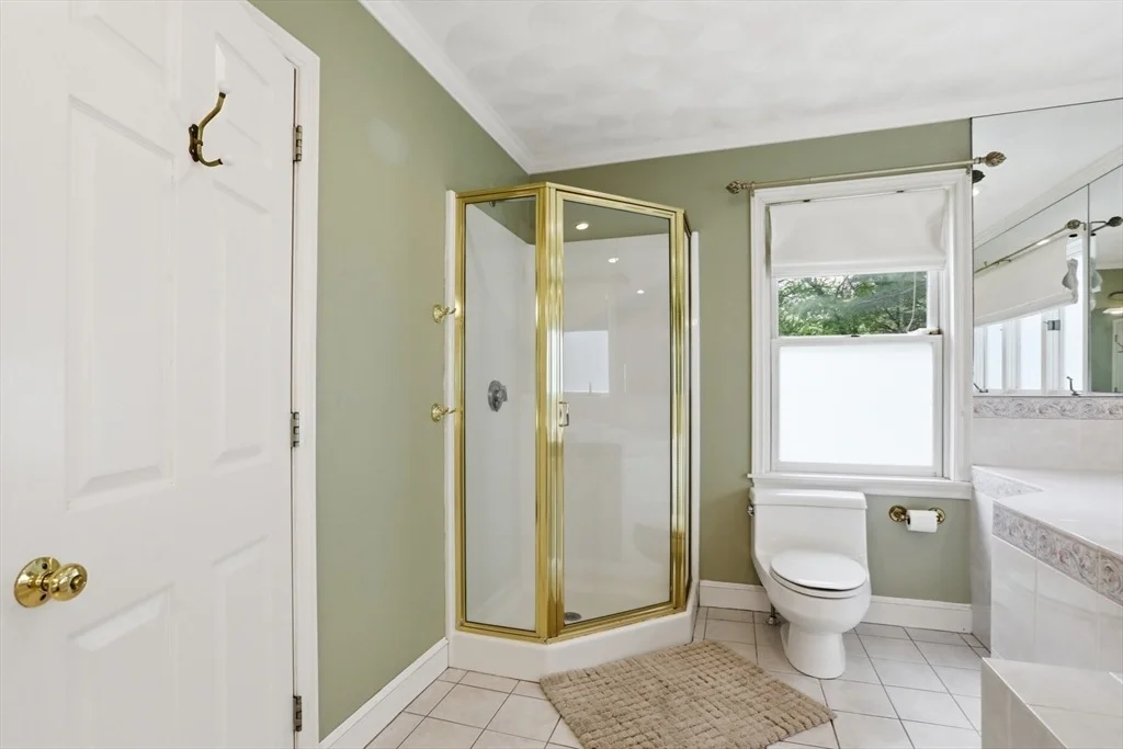 Photo of 4 Farnham Circle