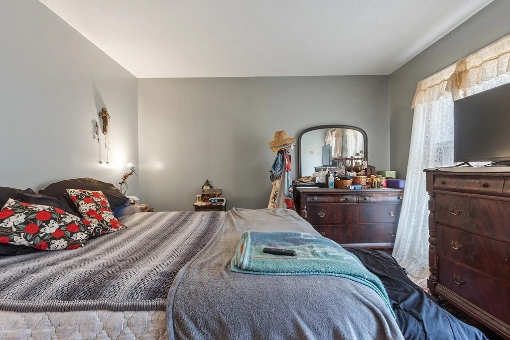 Photo of 321 Doe Valley Rd