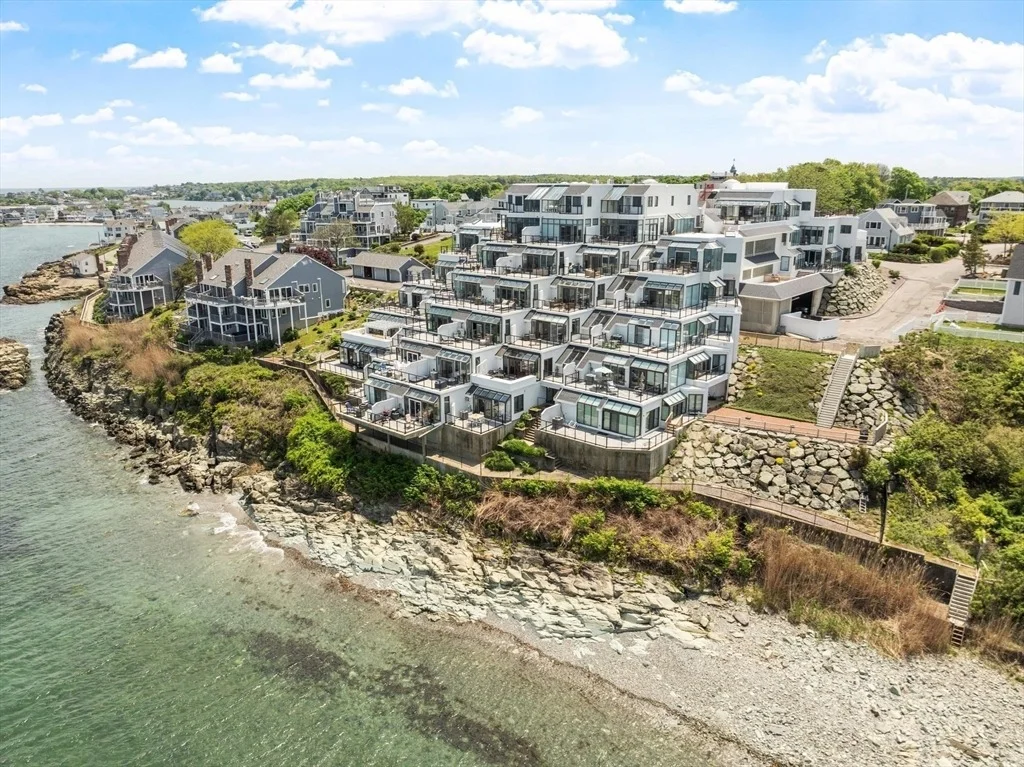 Photo of Unit 40 at 40 Oceanside