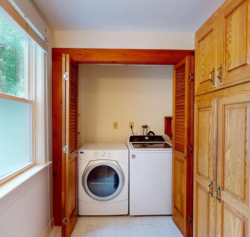 Photo of 4 Davis St