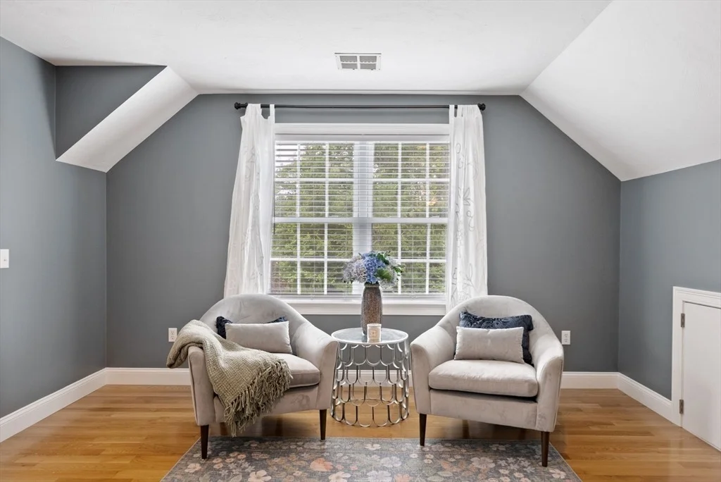 Photo of 8 Berkeley Drive