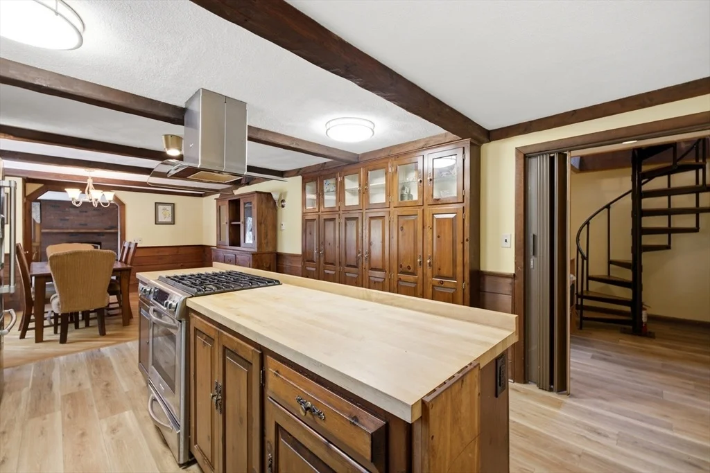 Photo of 341 Locust Street