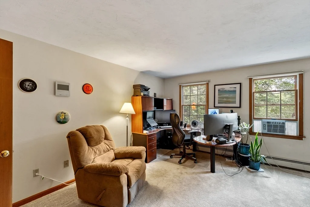 Photo of 492 Stow Rd