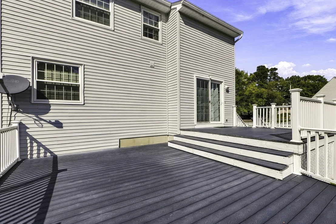 Photo of 102 Sunderland Rd