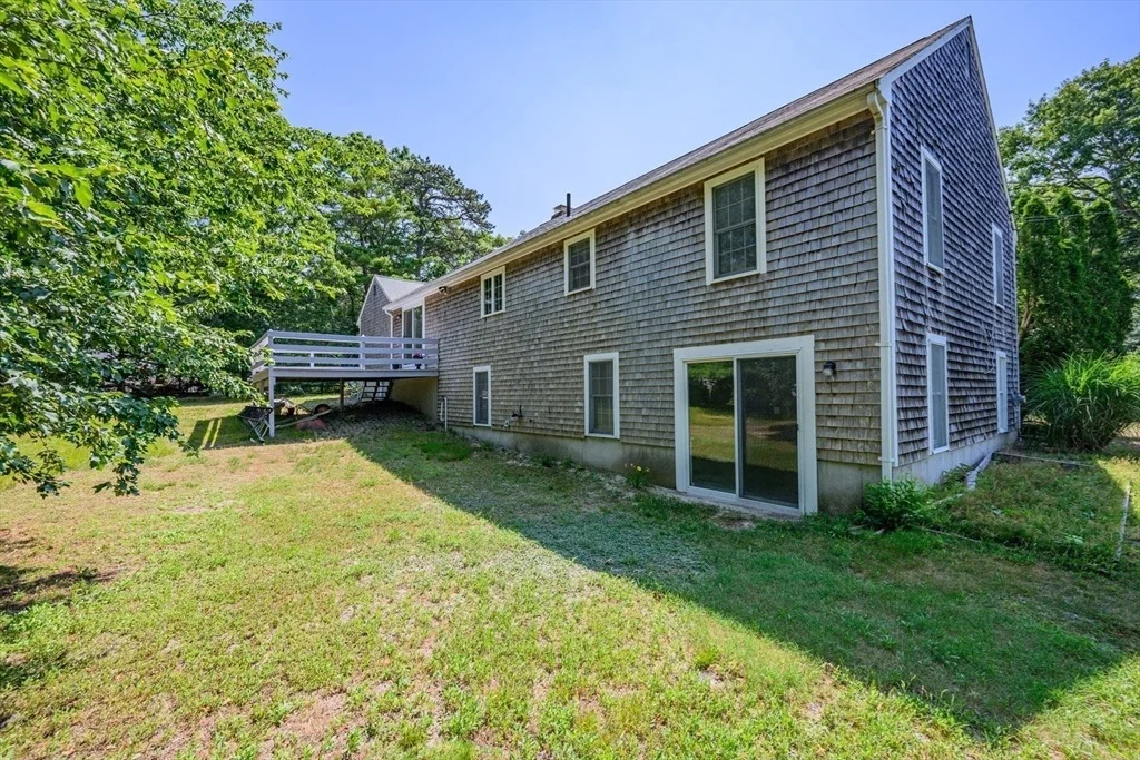 Photo of 295 Westwind Cir