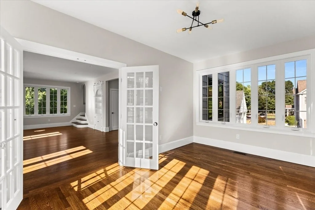 Photo of 8 Chilton Rd