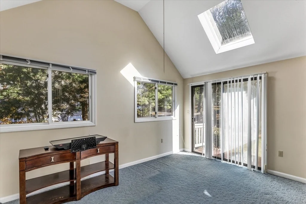 Photo of 53 Deer Ridge Rd