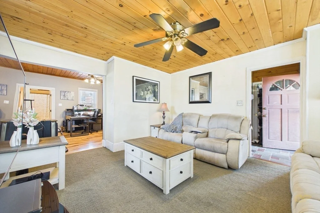 Photo of 87 Stowe St