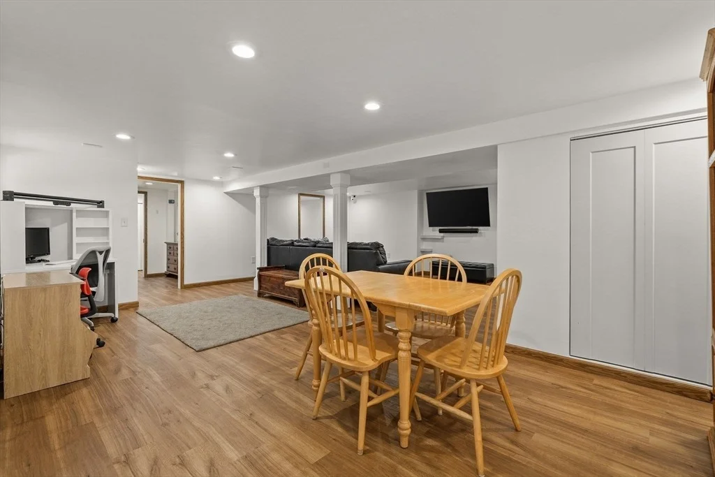 Photo of 10 Perley Ave
