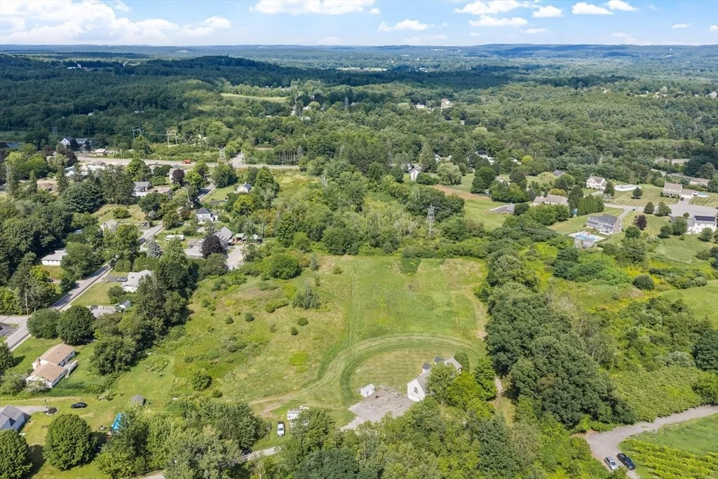 Photo of 140 Chace Hill Rd