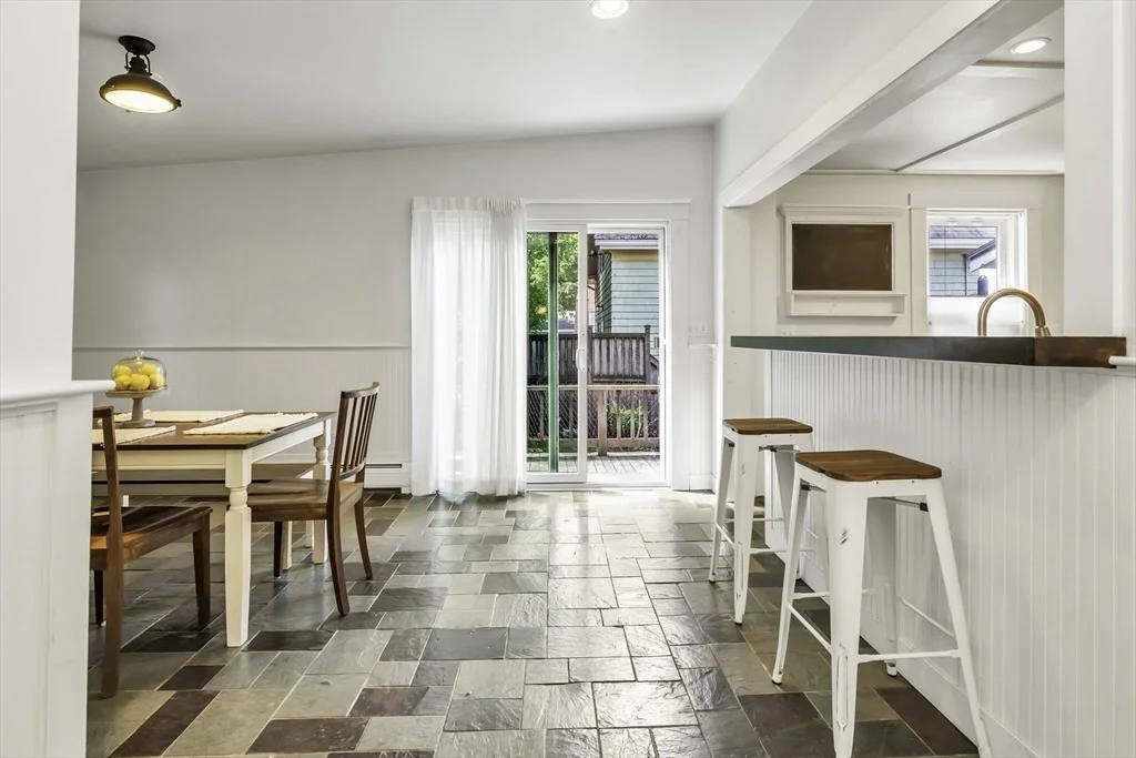Photo of 453 Washington Street