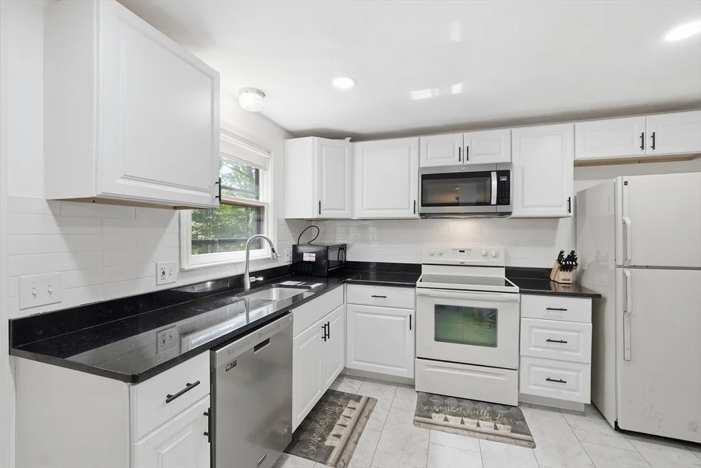 Photo of 64 Marshall St