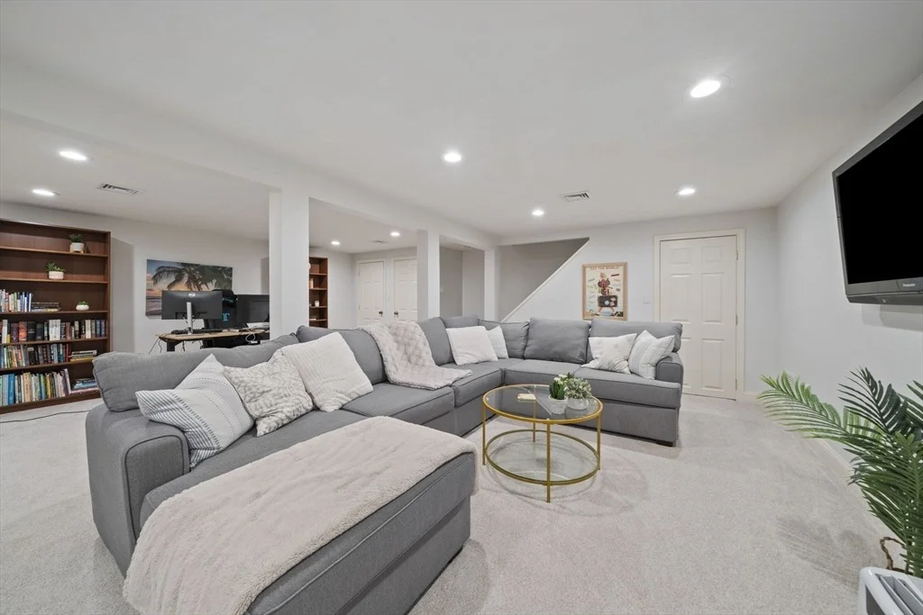 Photo of 30 Mallard Dr