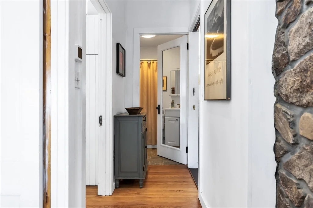 Photo of 40 Webster Ave