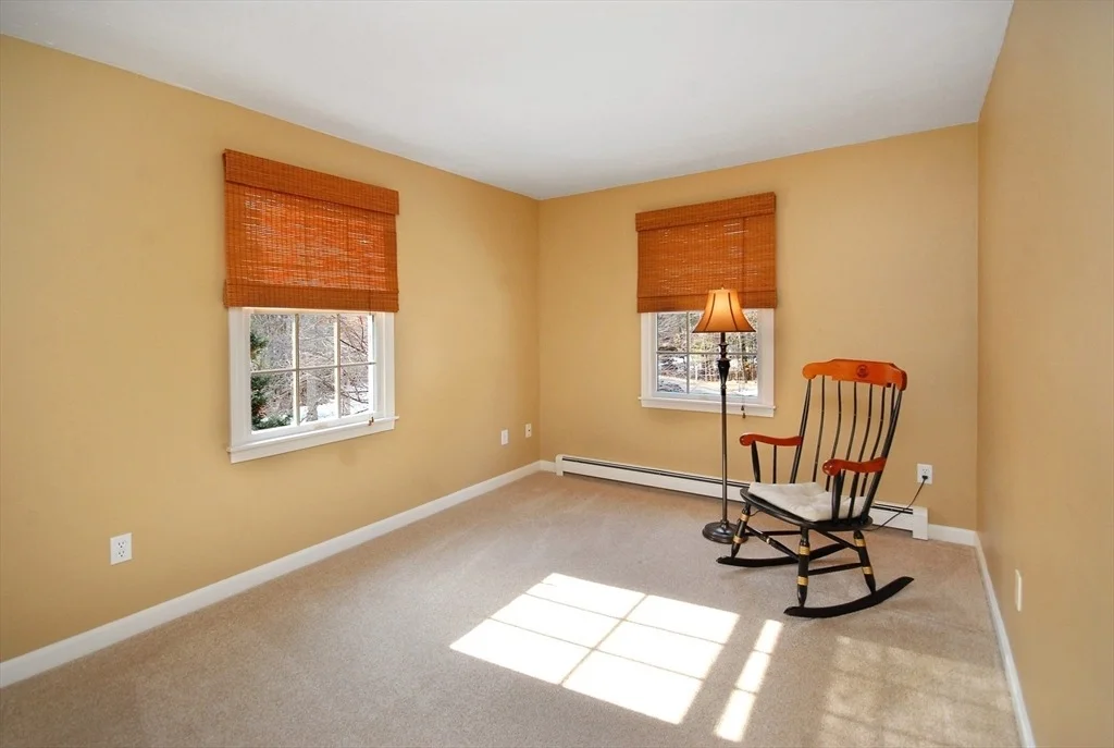 Photo of 7 Carriage Ln