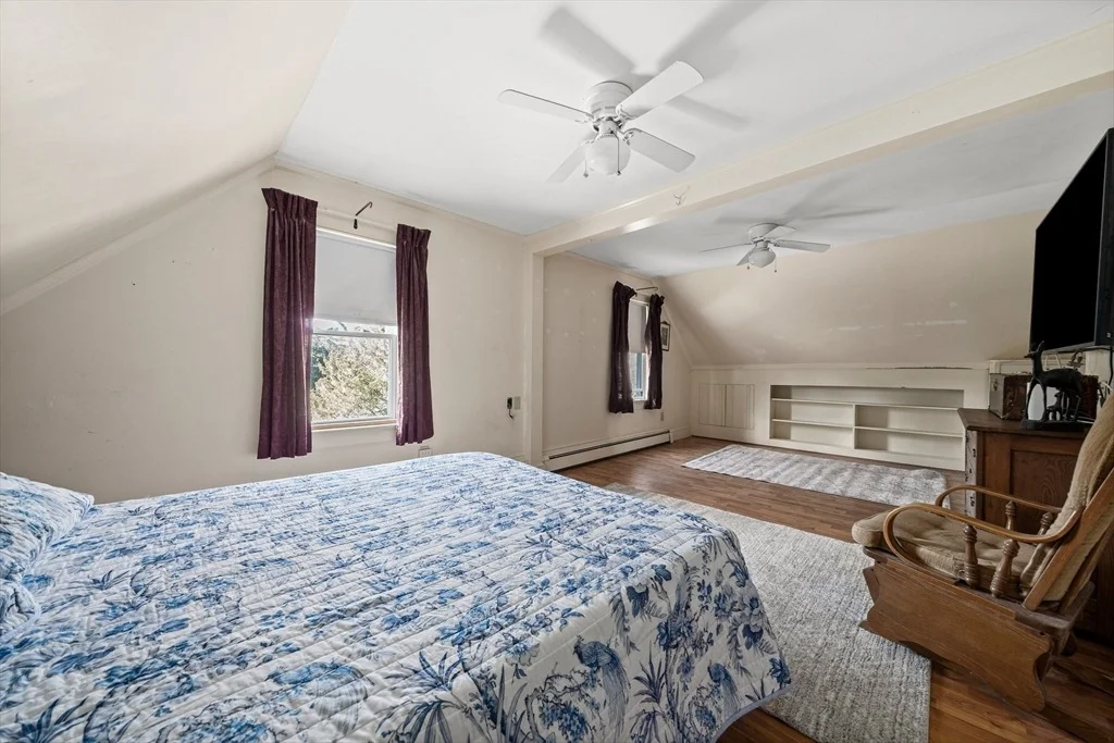 Photo of 75 Regis Rd
